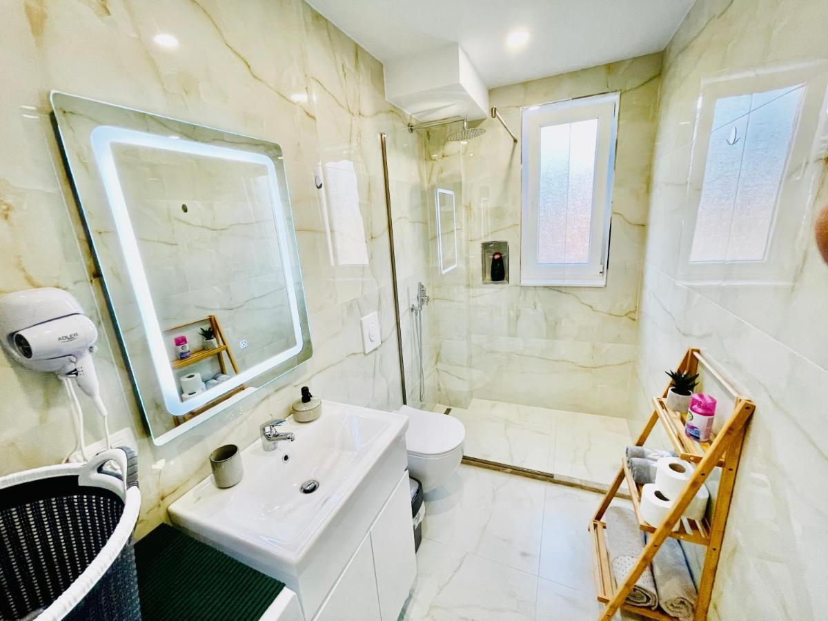 Central Apartment 2, Тирана Екстериор снимка